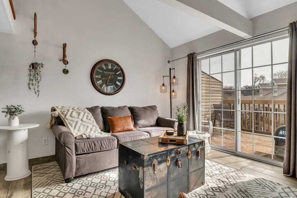 Fall Creek Condo Near The Strip! Branson Bagian luar foto
