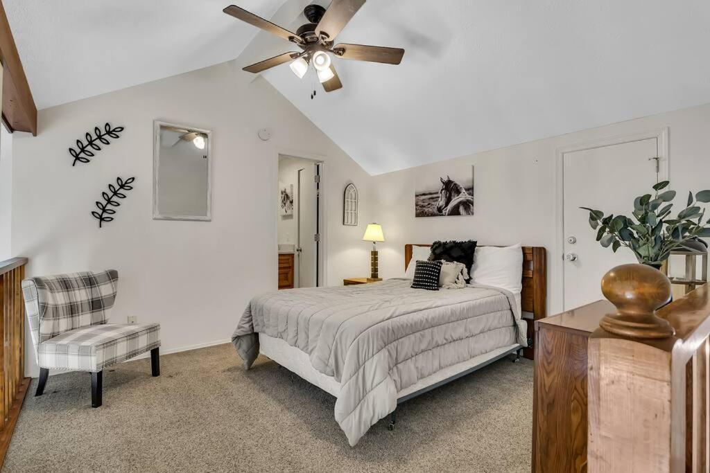 Fall Creek Condo Near The Strip! Branson Bagian luar foto