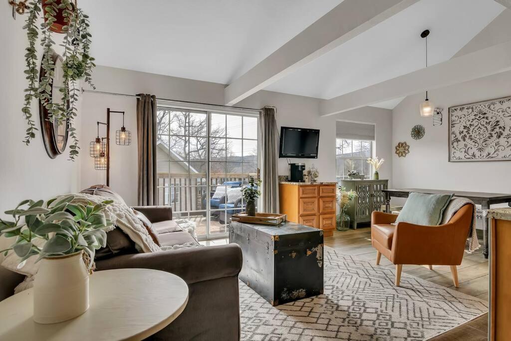Fall Creek Condo Near The Strip! Branson Bagian luar foto