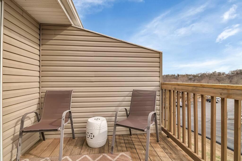 Fall Creek Condo Near The Strip! Branson Bagian luar foto