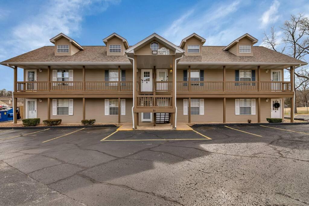 Fall Creek Condo Near The Strip! Branson Bagian luar foto